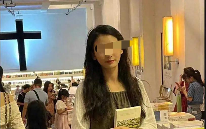 三观震碎！晋江25岁女幼师，把“为人师表”活成了天大的笑话！

跟学生家长纠缠不