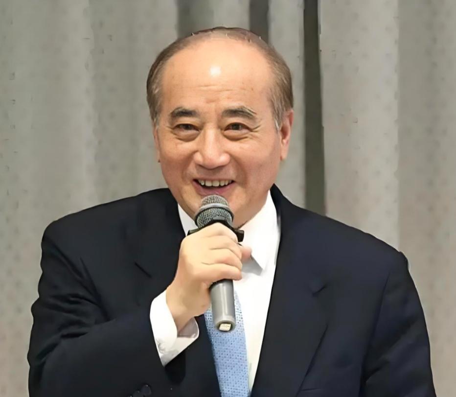 看王金平新发言瞬间醒悟，跟马英九斗大半辈子，谁成想他竟然公开支持，郑丽文去大陆，