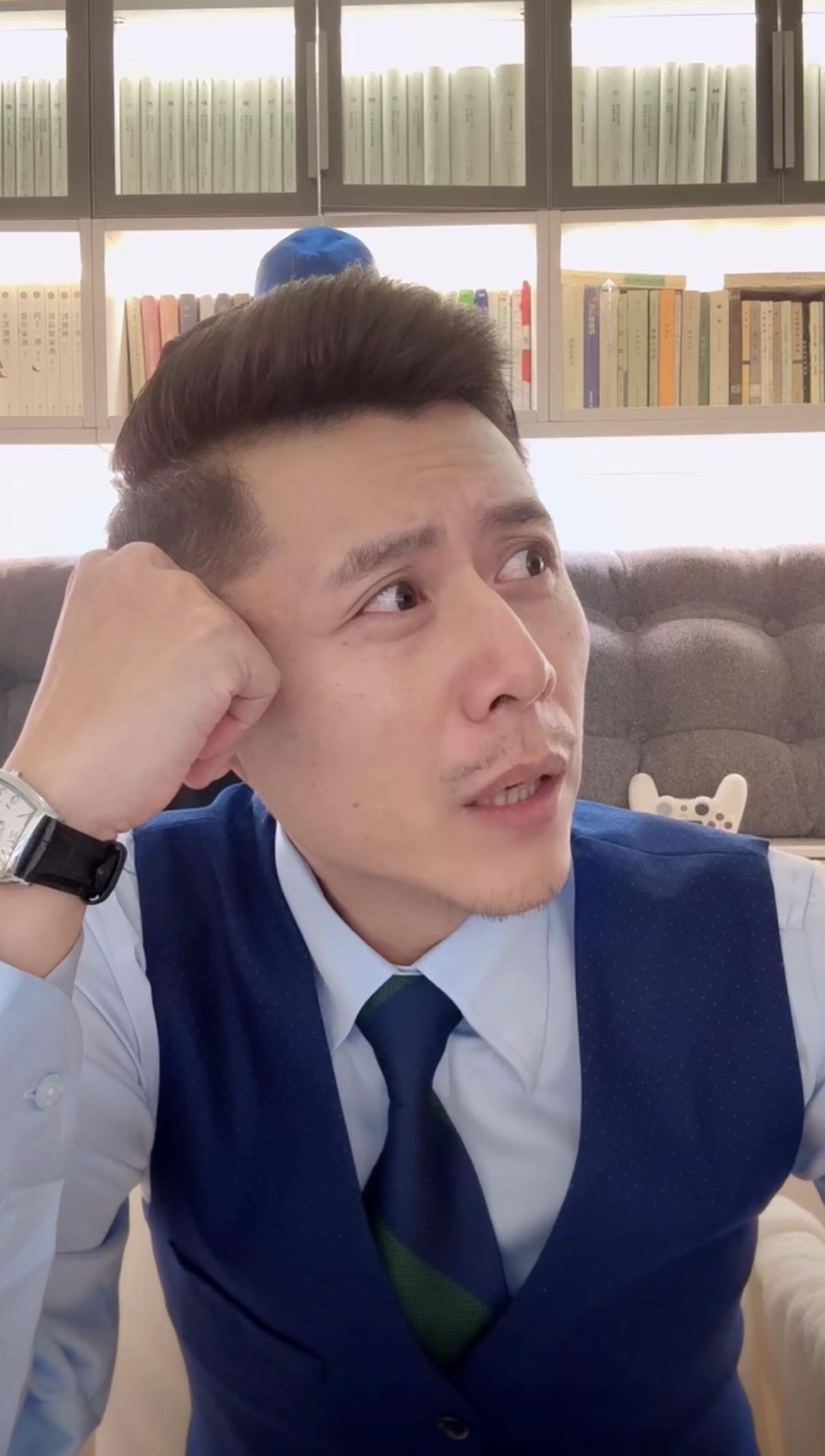 男生： 冰哥，我26岁，毕业三年了。考公考了两年，没考上。现在就在家待着，我爸妈