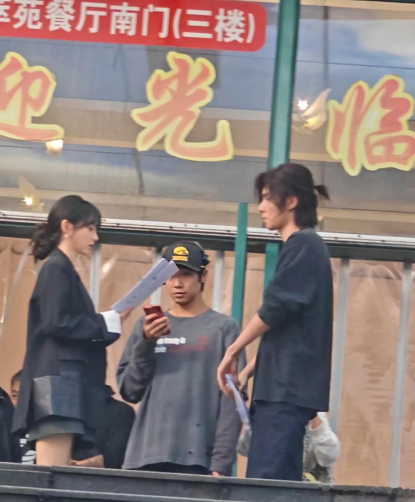 胡一天扎小辫胡一天扎小辫造型胡一天扎小辫造型，可以可以，[打call][打cal