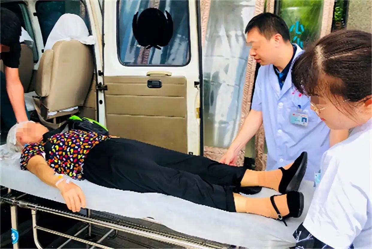 浙江嘉兴一起由老人跌倒救助引发的纠纷，经过两级法院审理后尘埃落定，事件经过被大量