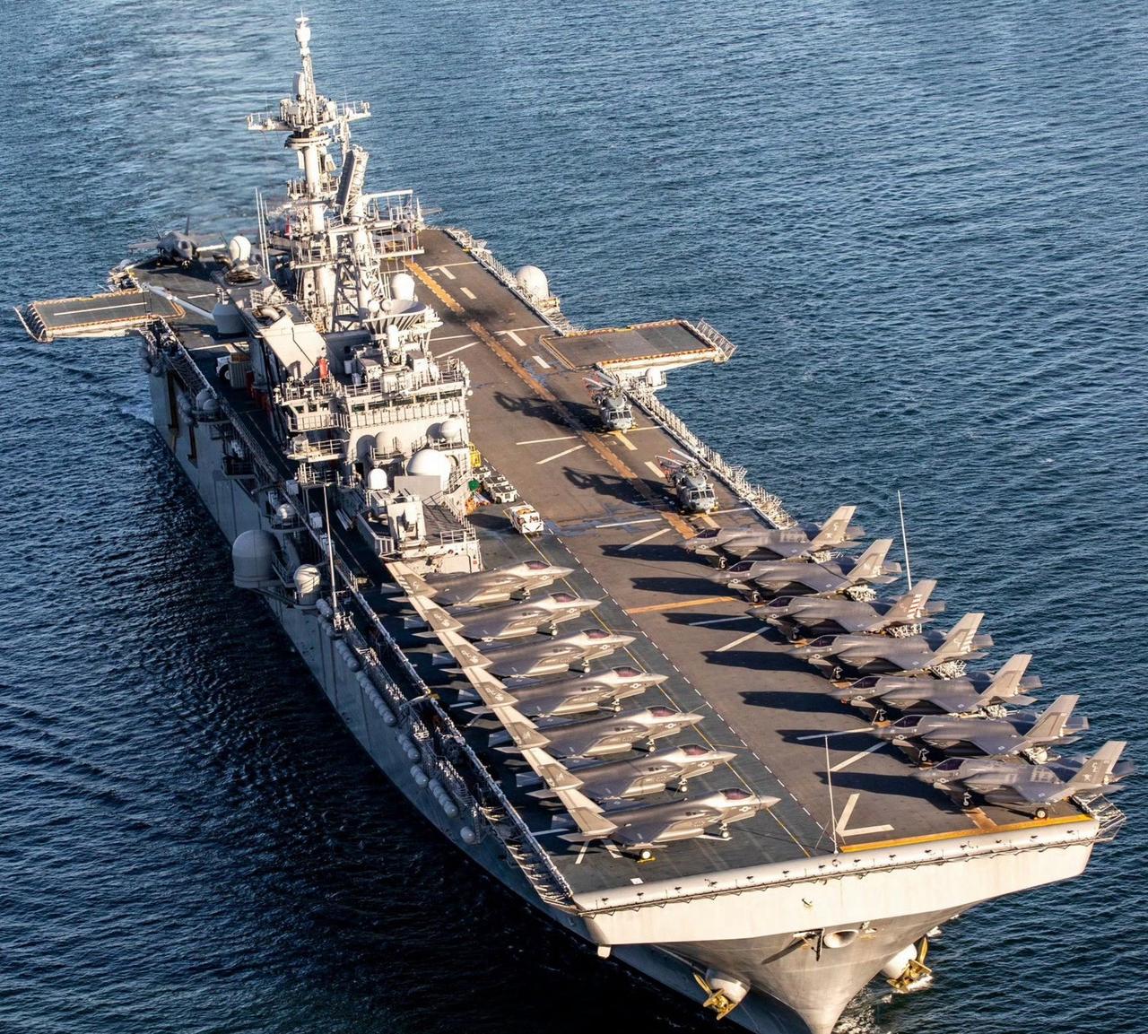 看来美国真要和伊朗打地面战了！截至目前，美军已经派出了5艘两栖舰赶往中东地区。