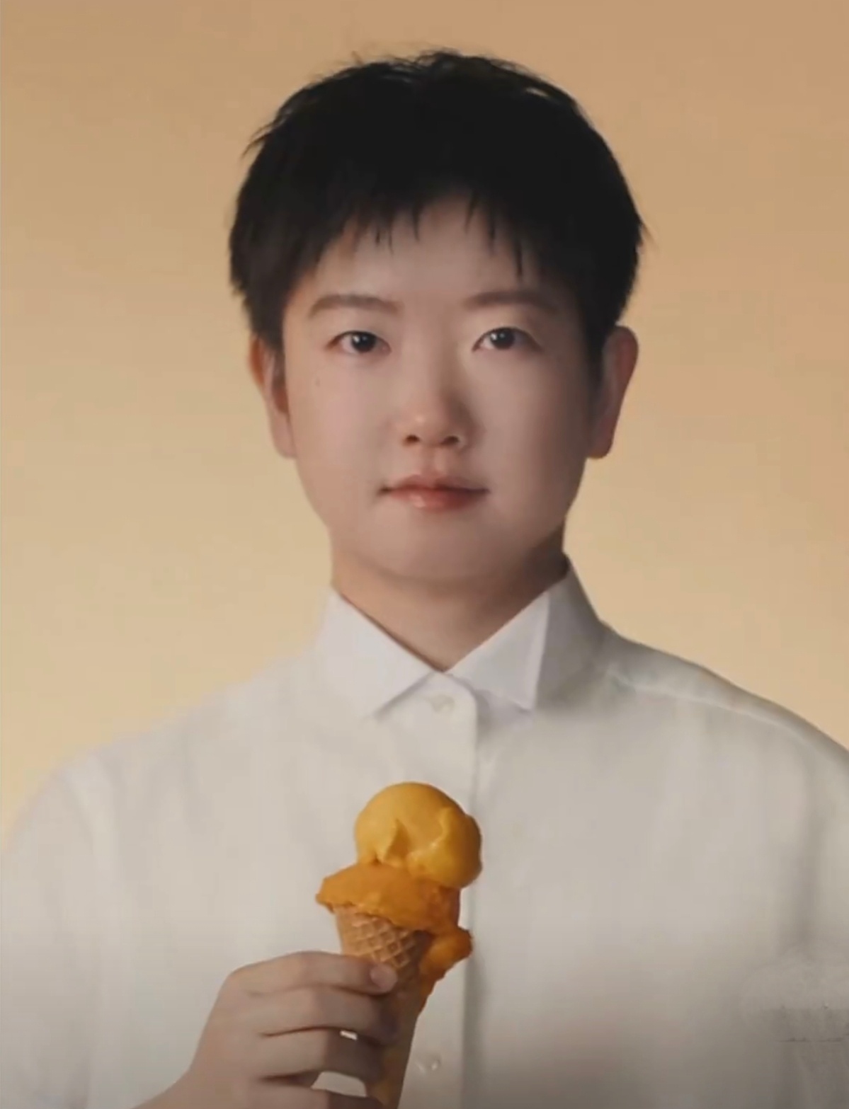 日不落幕🌄孙颖莎马吉拉香氛全球代言人