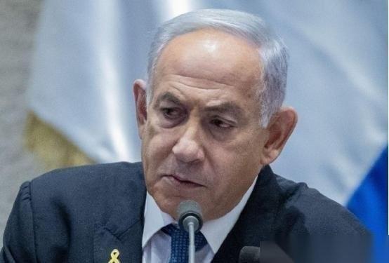 为什么没人联合打以色列，答案很简单：不是没人想打，是没人敢打。中东这帮跟以色列结