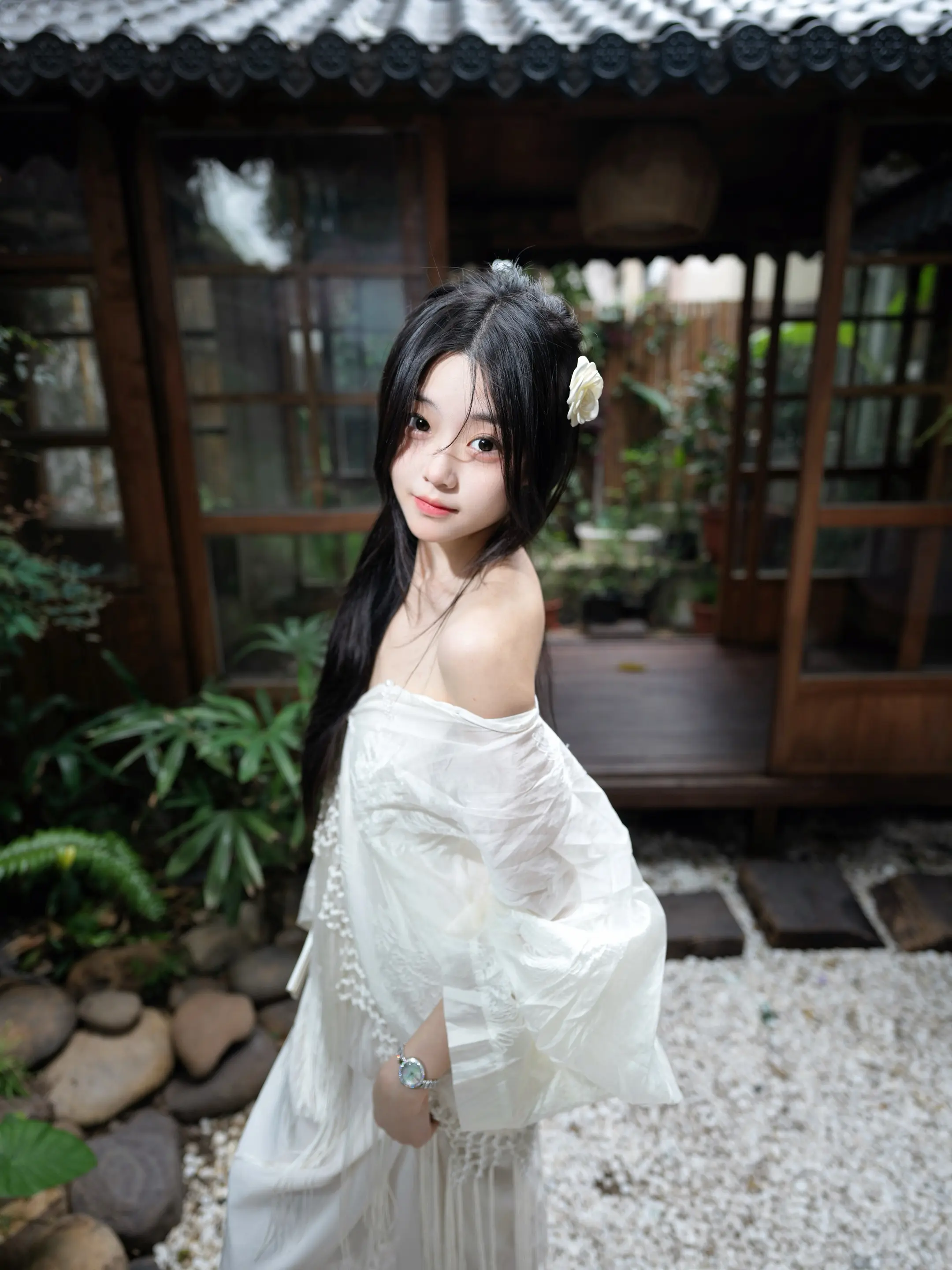 物是人非 故人难寻。