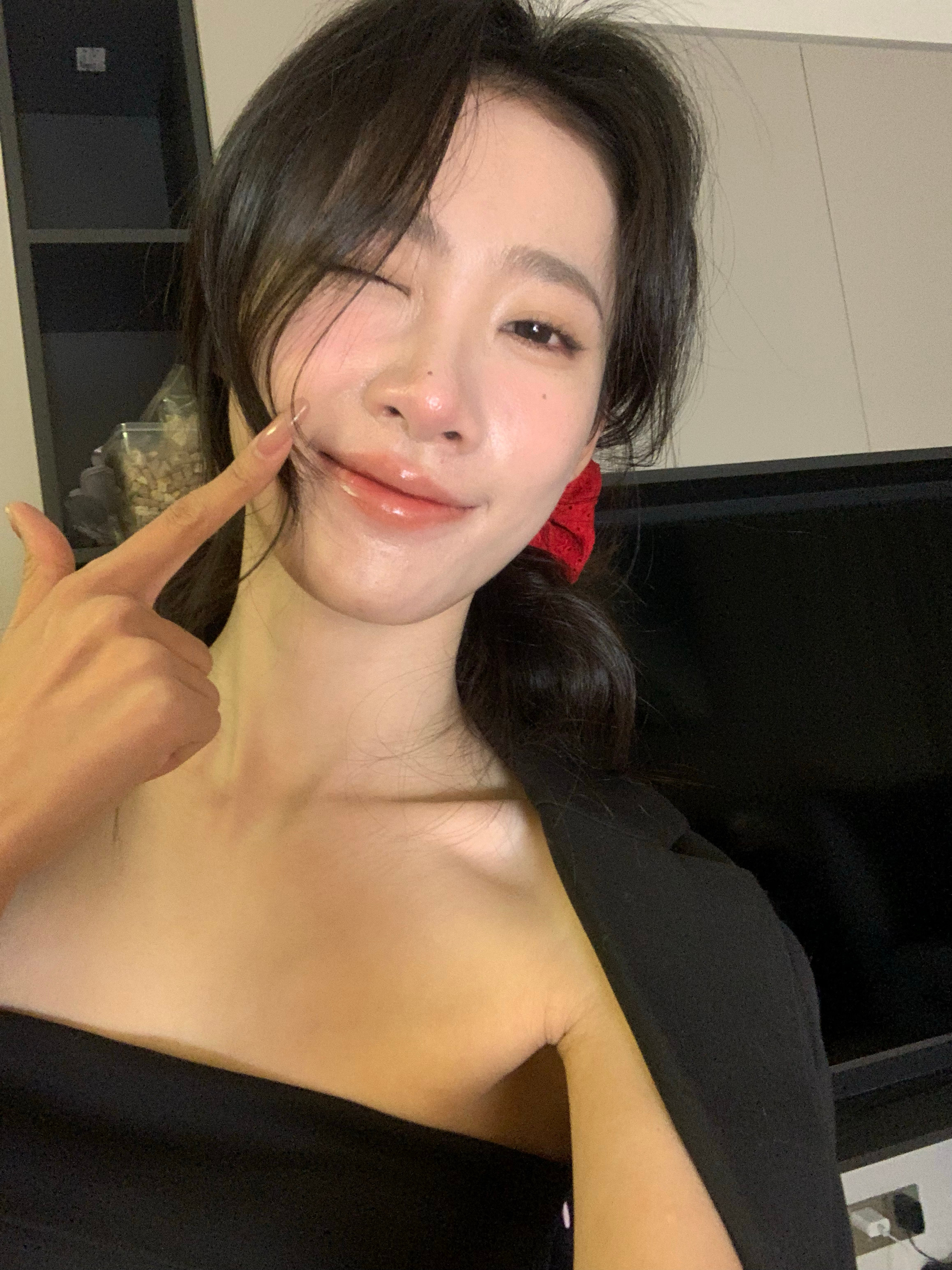 奇奇怪怪怪怪自拍🤳🏻 ​​​