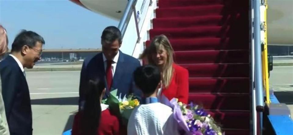 1. 西班牙宣布：西班牙首相桑切斯确实敲定赴美现场观战
 
北京时间7月17日西