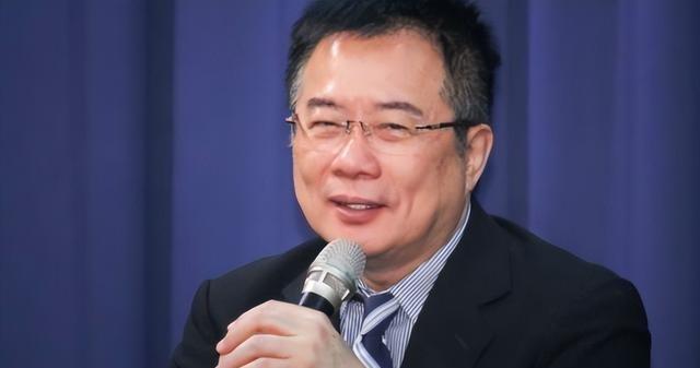 蔡正元一再强调，台湾人中三分之一是台籍日本兵的后代，他们是日本人，不是台湾人，更