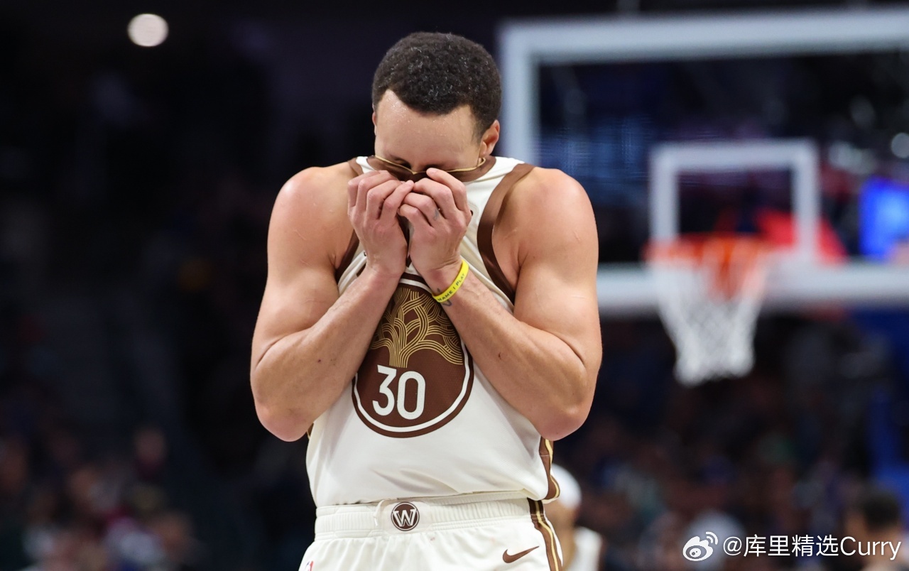 明天对阵国王，库里（跑步膝）、克赖尔（生病）大概率出战，波尔津吉斯（右膝酸痛）出