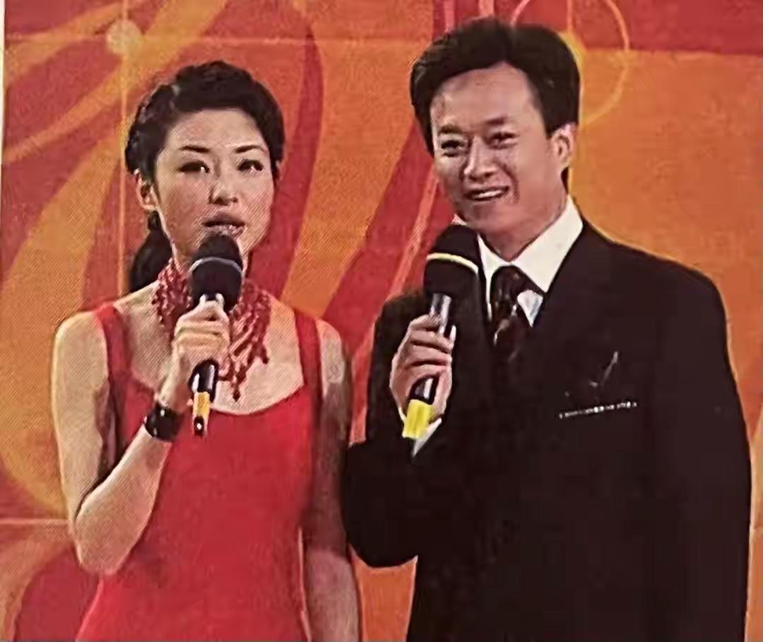 春晚主持人，是我童年回忆