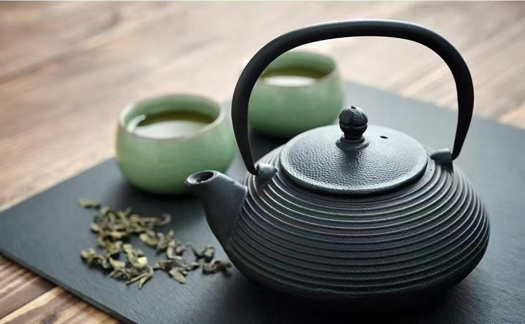 为什么越往上走，却总被困在原地打转？

咨询越久越觉得，很多时候，你当下面临的所