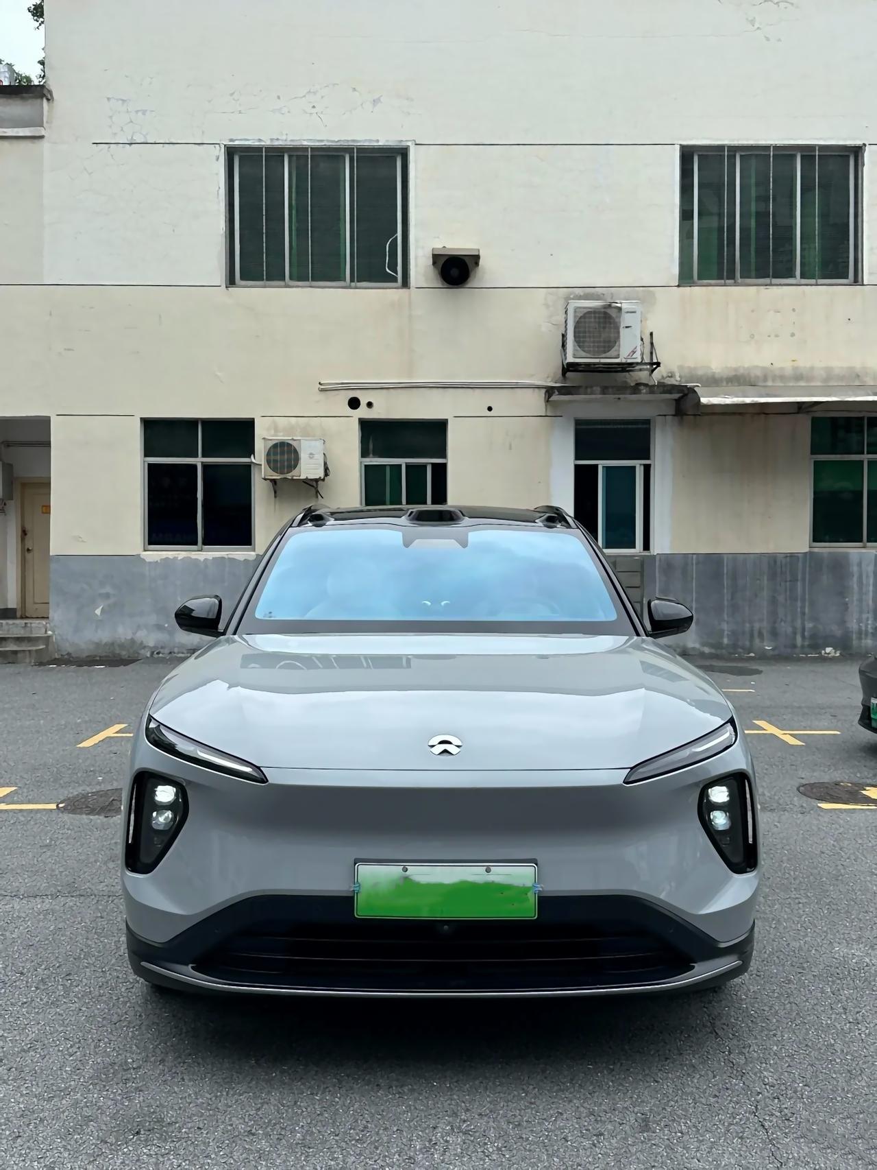 22万左右买二手蔚来ES6，先问自己换电方不方便
ES6二手价格看着挺香，但这车