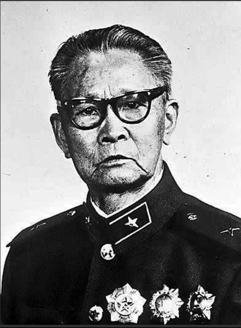 1941年，新四军刚拼死跳出日军包围圈，旅长彭明治却突然下令："不对，人数有问题