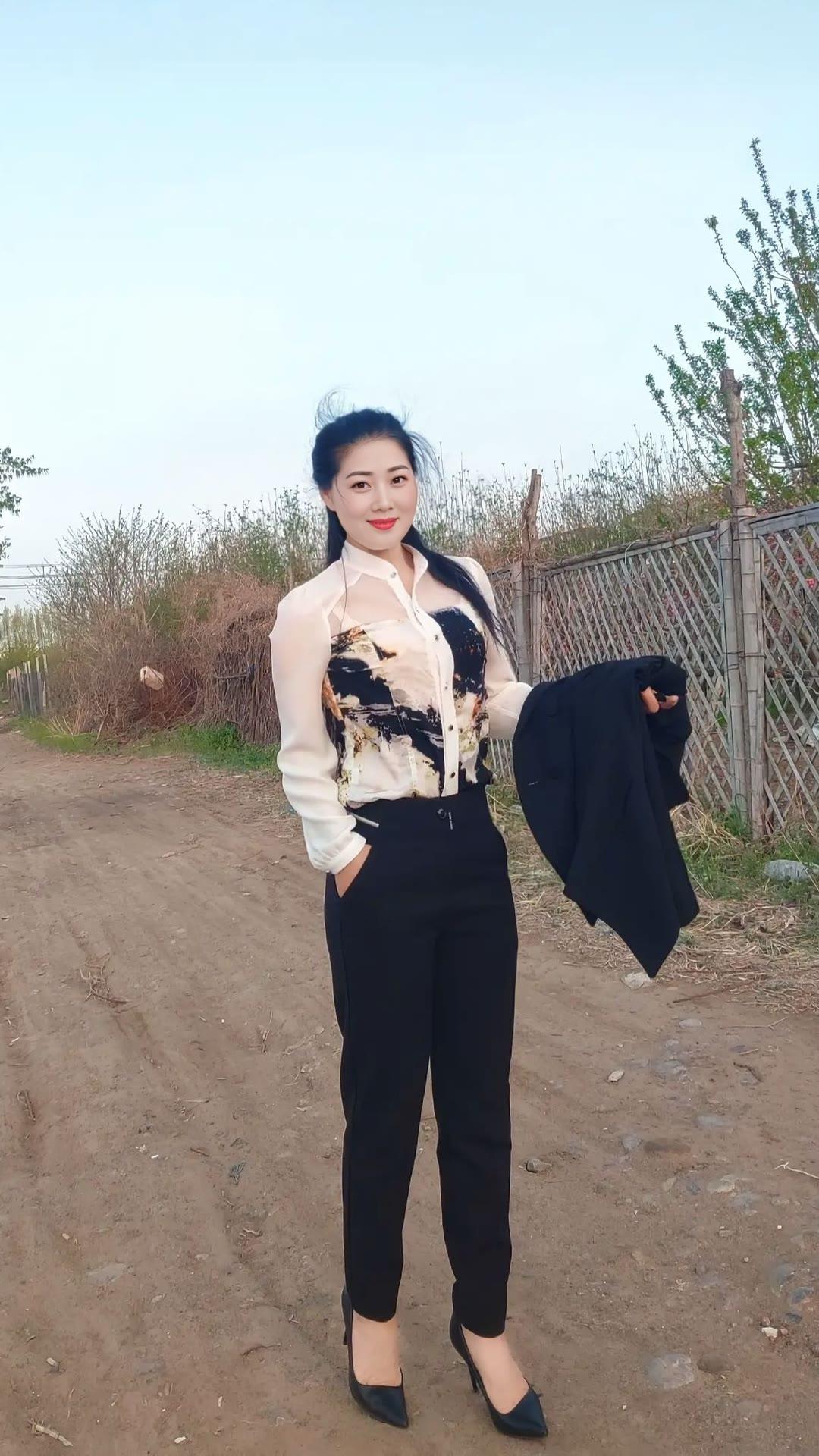 把烦心事都丢在风里 从此万事顺意