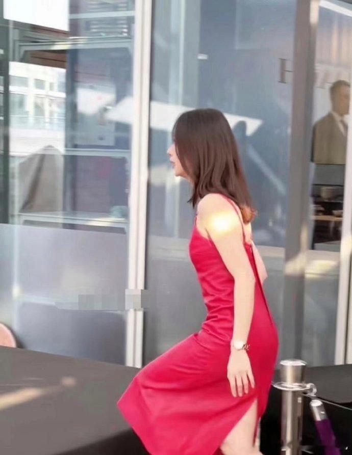吴谨言若表现不佳，不妨考虑另寻他人合作。 ​​​