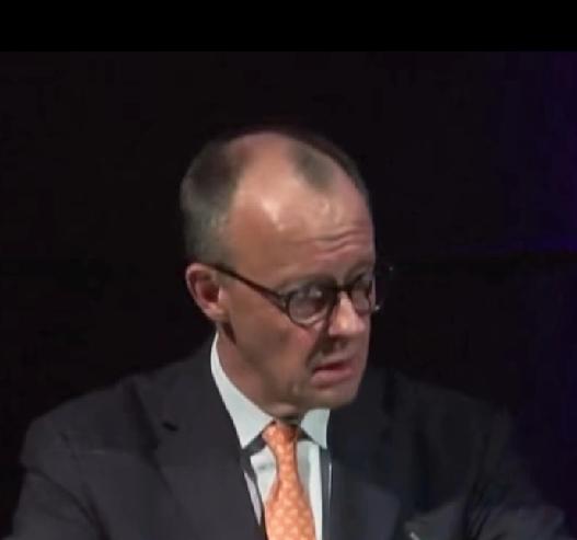 默茨访华前亮底牌，一边谈合作，一边藏暗礁。看德国总理的演讲，中国也必须留一手，西