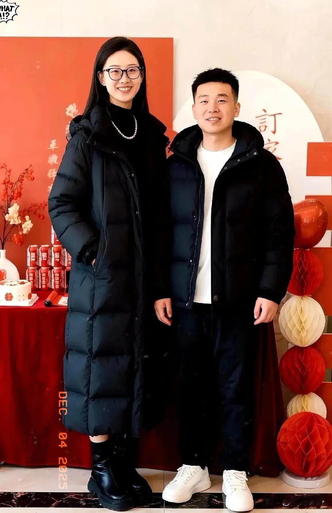 昨晚的热搜被一对学霸情侣刷屏了！

女方是北大生命科学博士，男方是哈工大机器人方