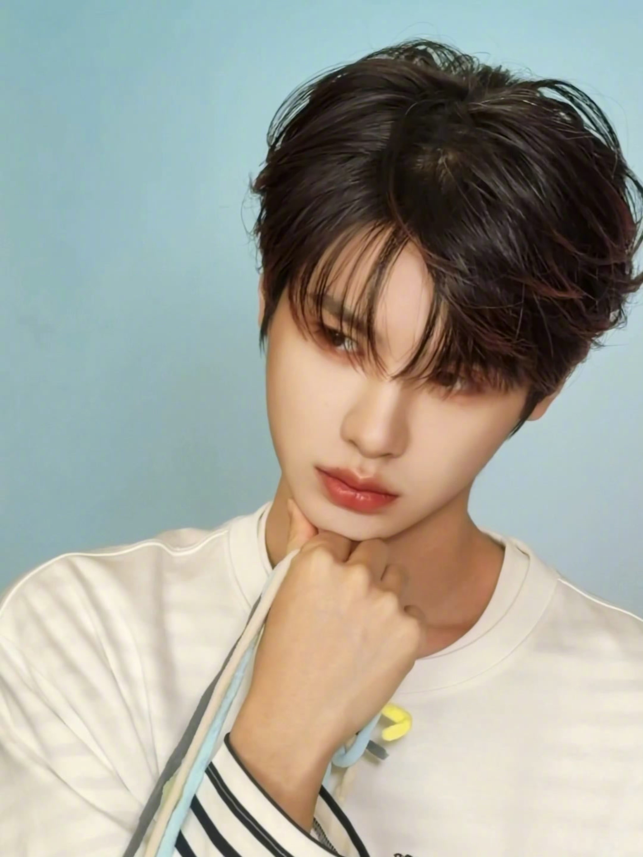 黄明昊live九宫格 黄明昊live图九宫格掉落  元气小贾 好萌好可爱