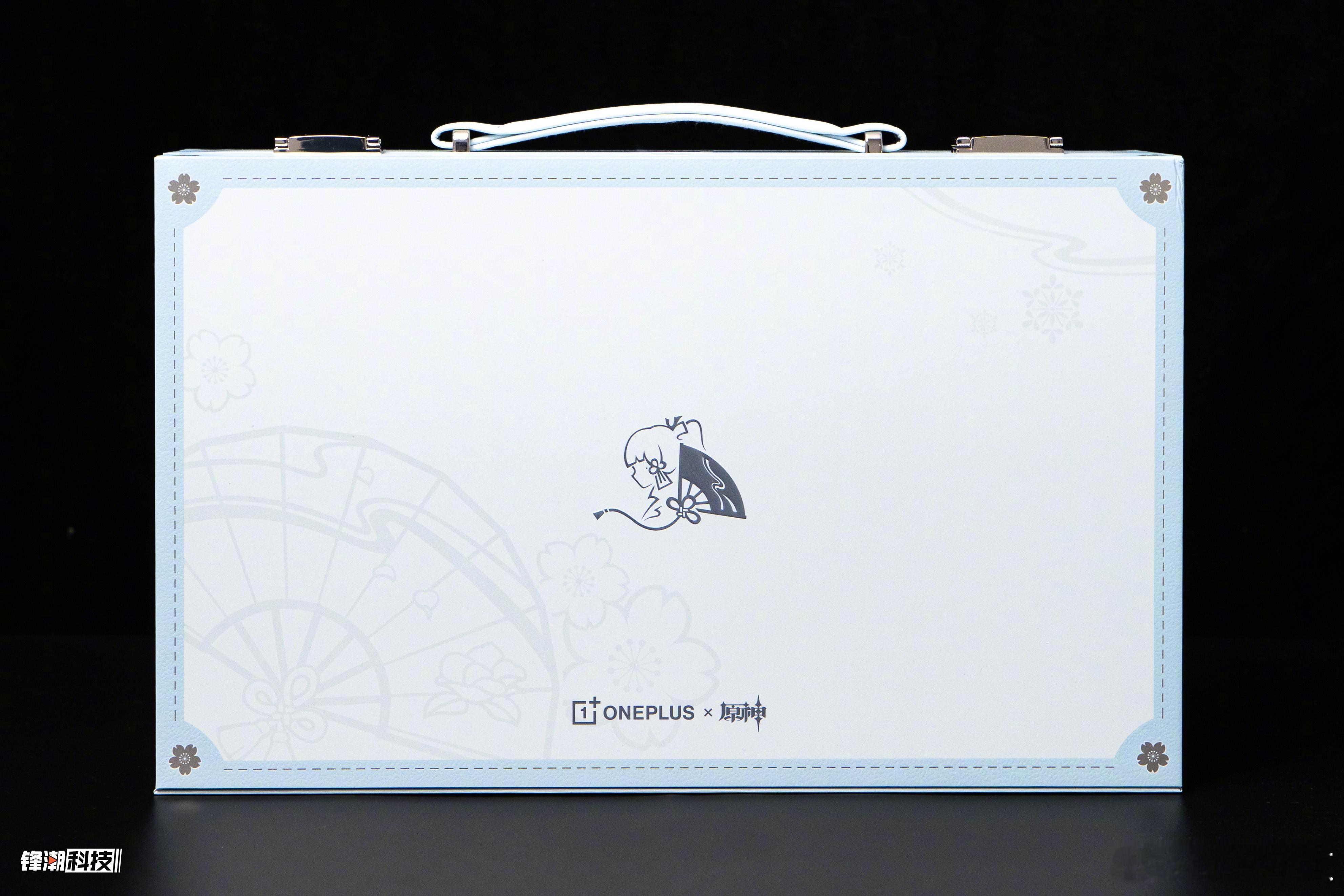 一加 Ace 6T原神神里绫华定制机。这个定制走心程度，没得说~