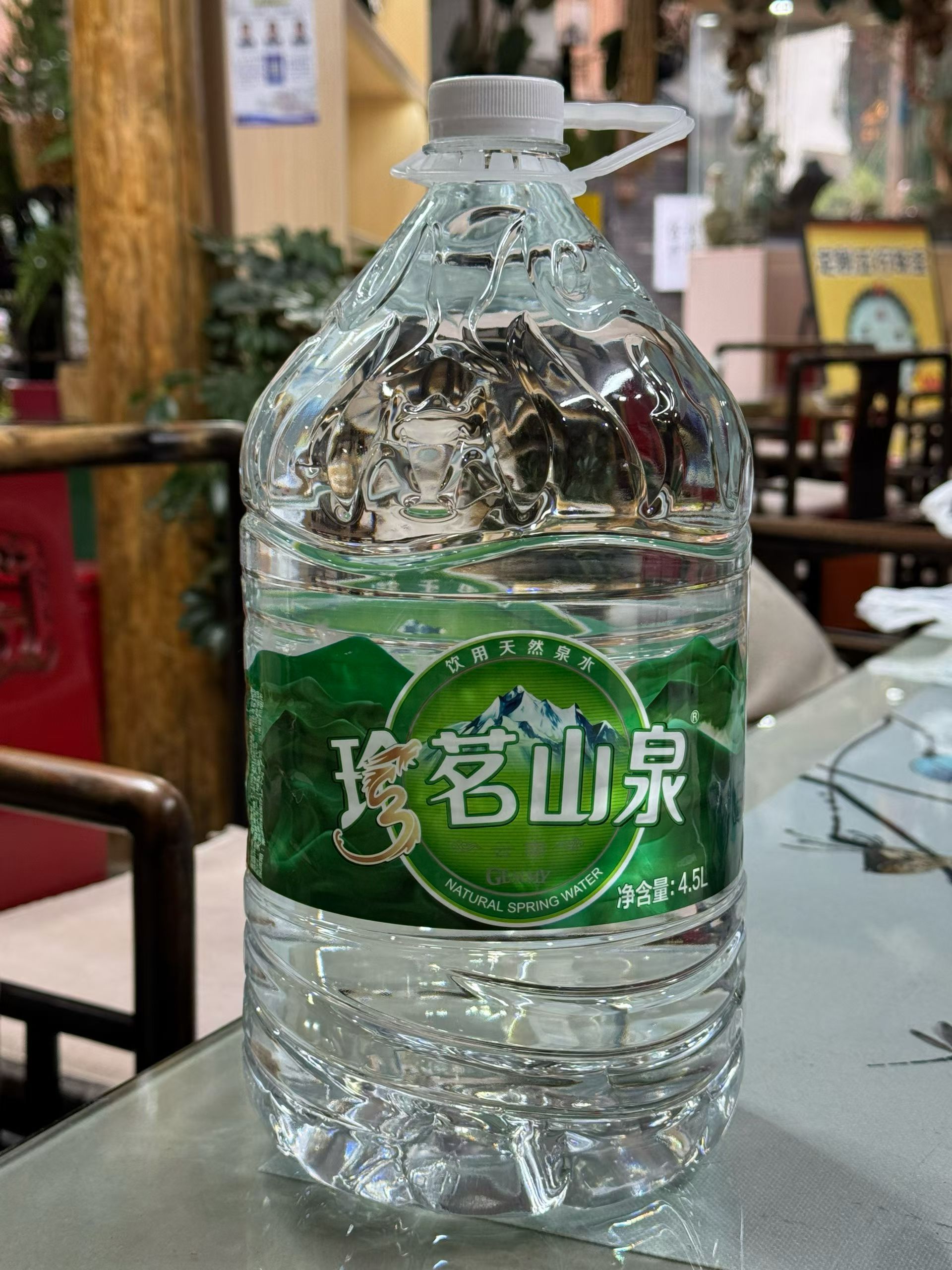 吃点喜欢的菜，再喝杯好茶🍵，犒劳国庆节还在辛苦搬砖的自己。 ​​​