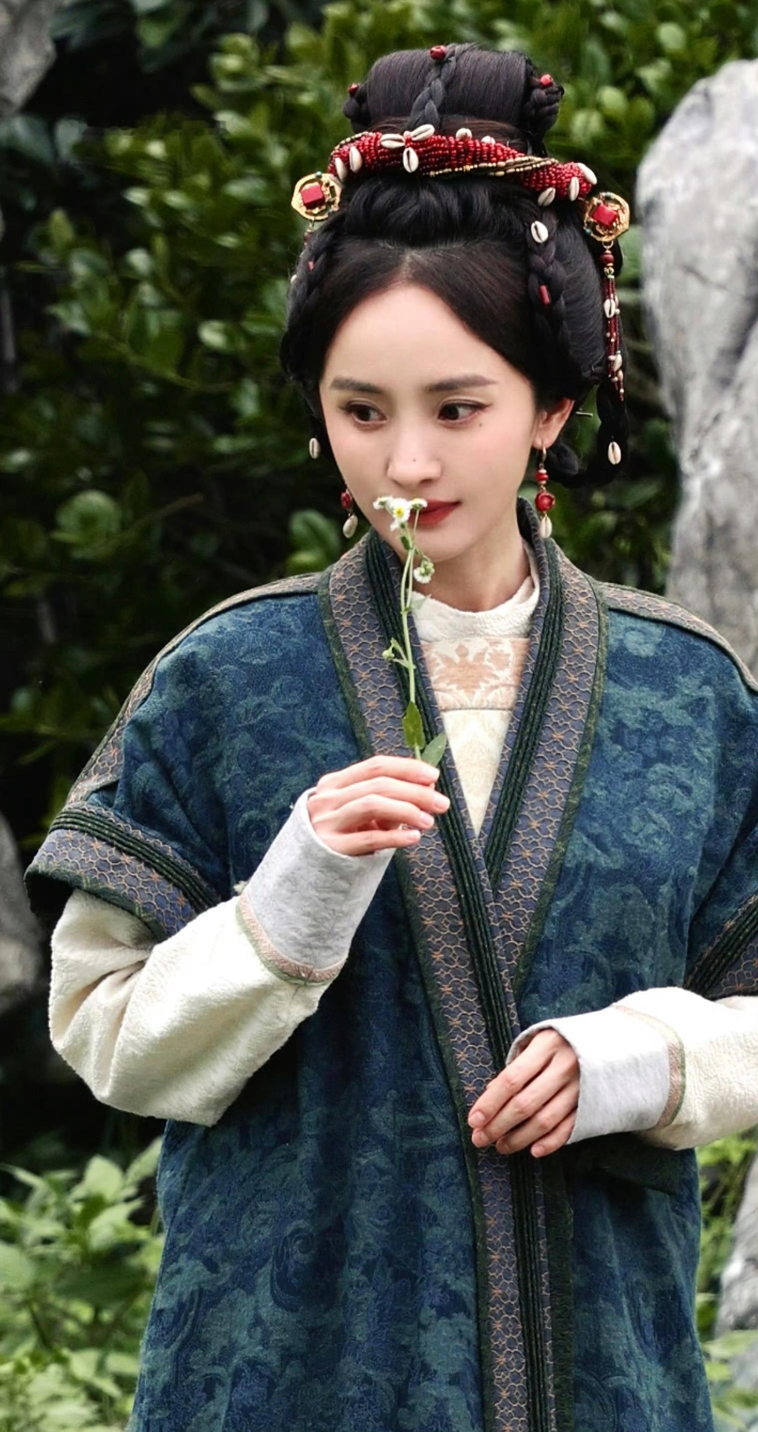杨幂 ym杨幂江山大同 ym杨幂冯湮儿 ym杨幂 ym杨幂冯娷 希望你继续兴致盎