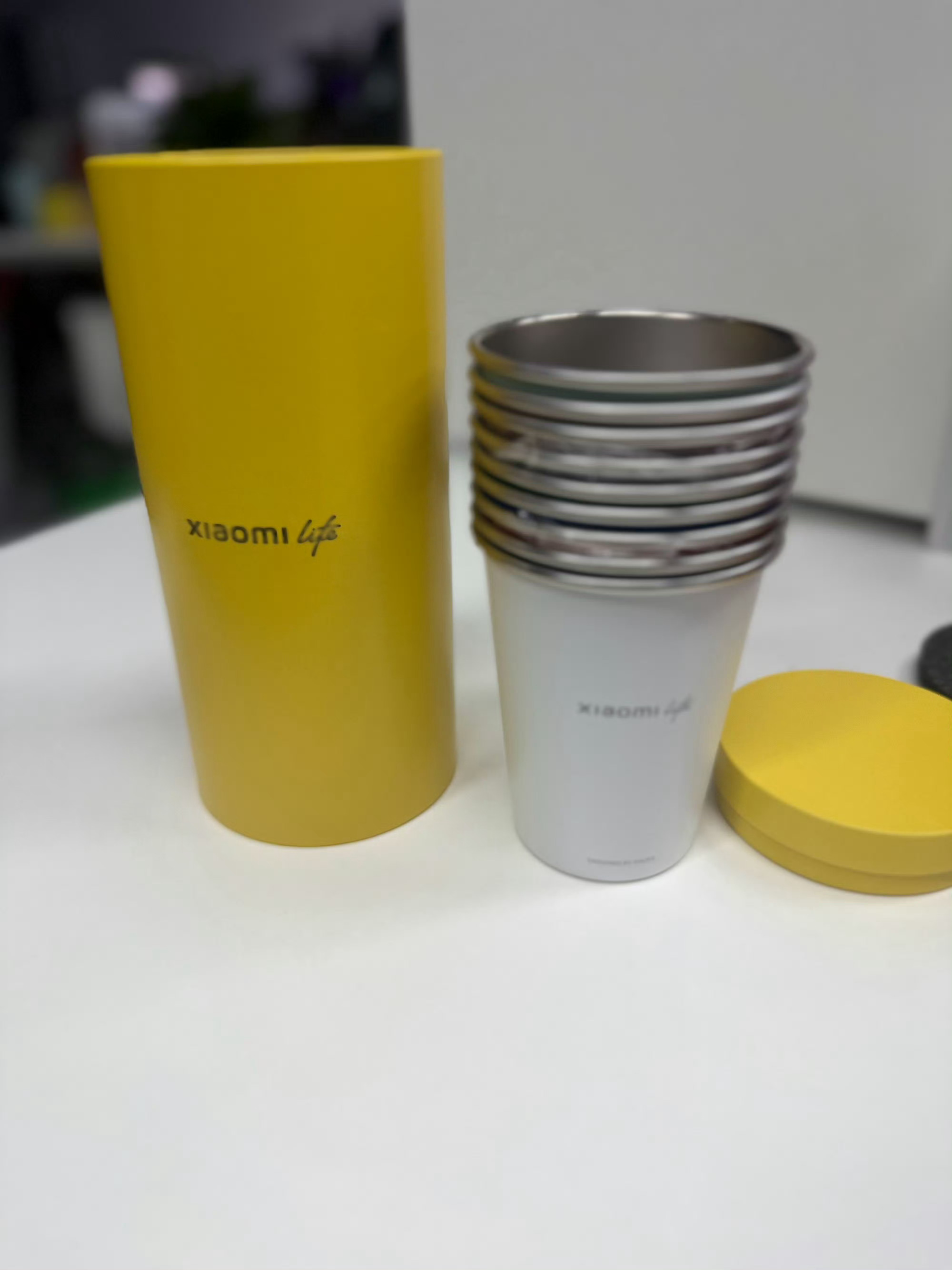 评论抽个铁子送  周五快乐