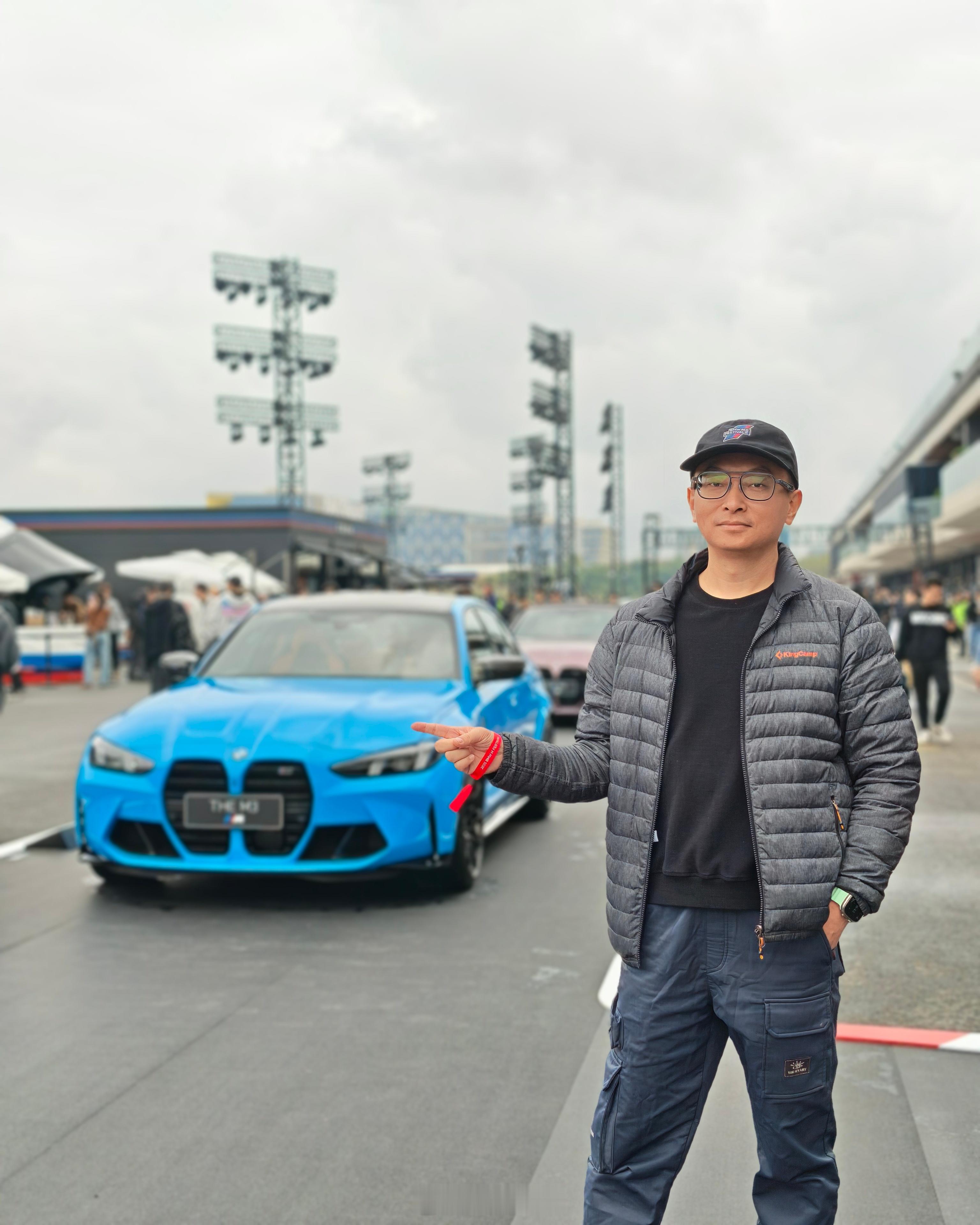 人生总得来一辆宝马M[好喜欢][好喜欢][好喜欢]今天到了2025年BMW M热