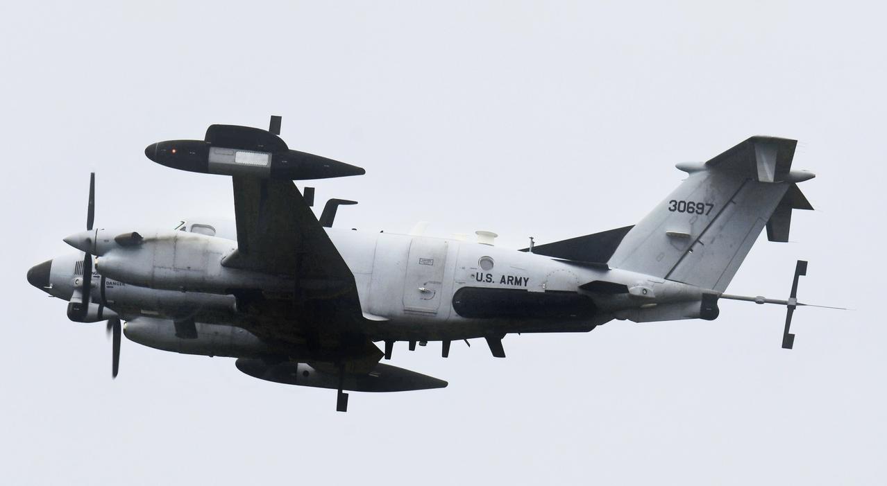 RC-12情报飞机