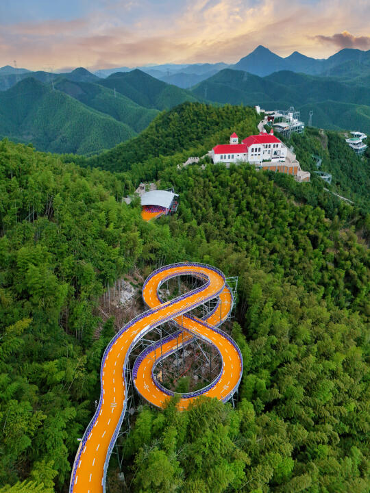 迄今为止，江浙沪最好玩的户外游乐园出现了！