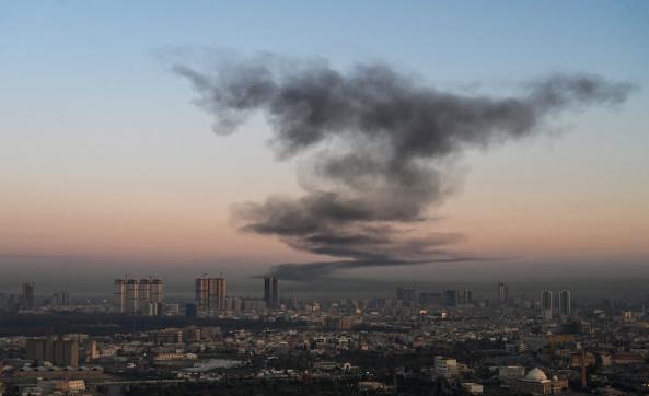 局势升级！伊朗袭击了科威特、阿联酋等国家境内的美军基地，不少中东国家纷纷关闭领空
