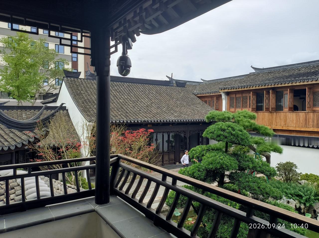 快来看看我新换的主页背景吧