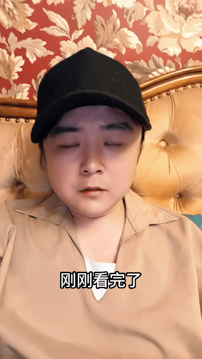 《震耳欲聋》很有现实感，讲的是针对聋人的房产骗局，故事源自真实律师经历。
 
律