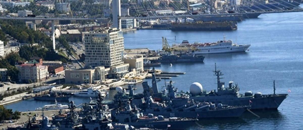你猜，中国哪个省离日本海最近？直线距离只剩15公里。
但你想不到——这15公里，