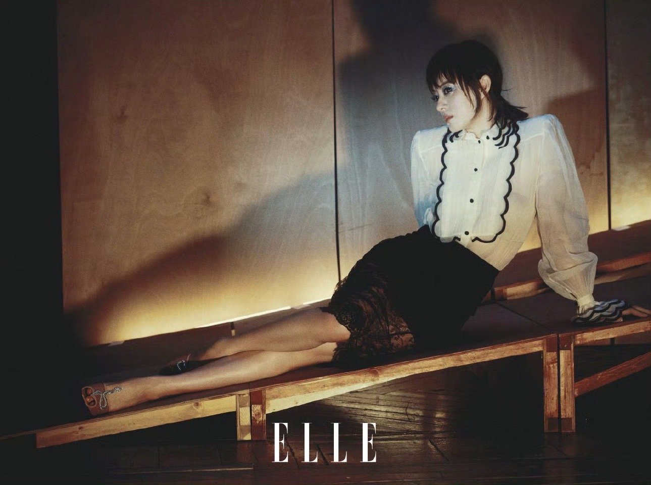 孙俪把孤独拍得很美 孙俪这时尚表现力绝了！这几套妆造更多角度的让我get到了娘娘