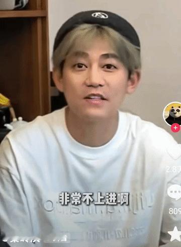 该说不说，苏醒原生家庭的气氛太让人羡慕了！
苏醒在娱乐圈张口就来的底气说到底是来