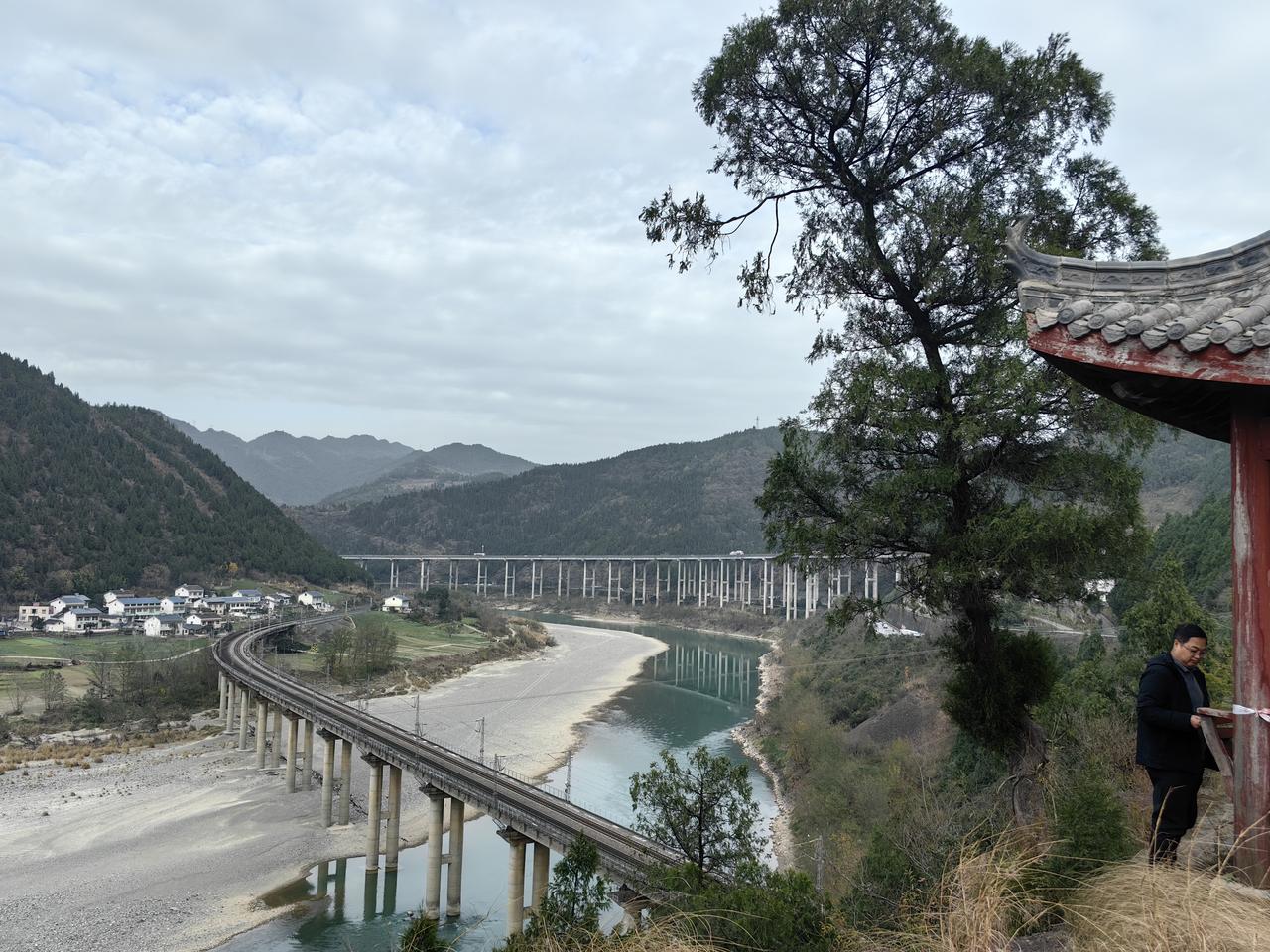 寻找蜀道飞仙关