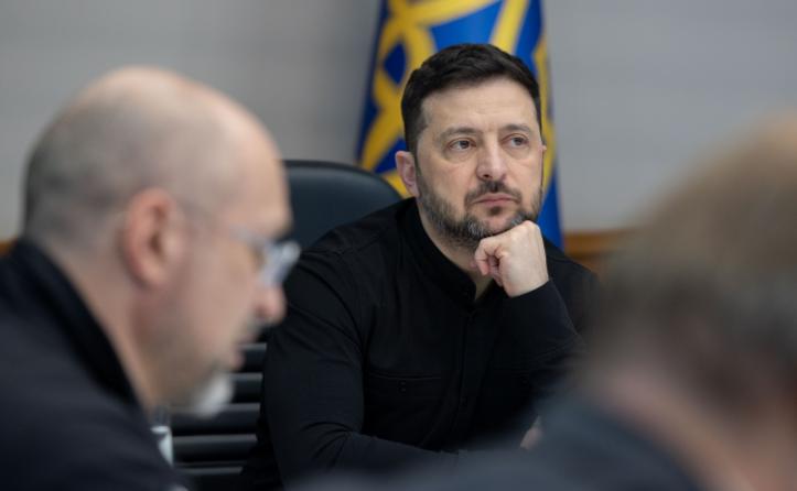 谈判结束，毫无疑问，泽连斯基又被卖了！

很多人可能没注意到，这三场谈判看似独立