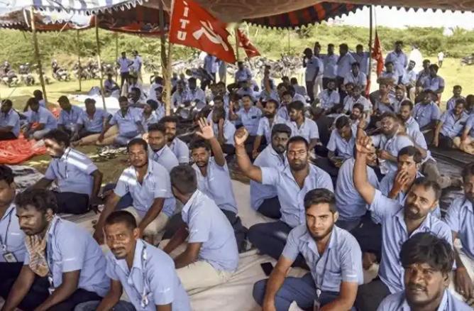 台湾政坛炸开了锅！“引进印度移工”引爆蓝绿两大阵营的全面对抗，国民党集体强硬，林