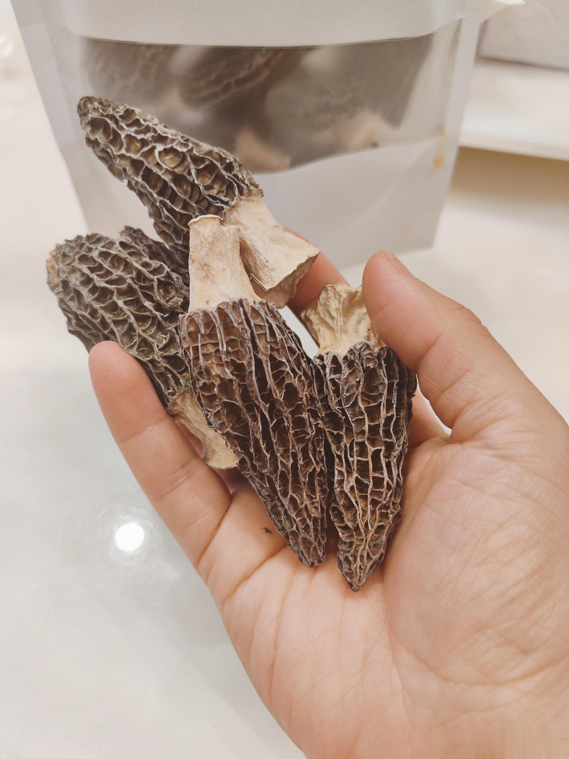 #大妈的精选# 滇西小哥干制精选羊肚菌来啦！！！（图一我的买家秀，干净，质量杠杠