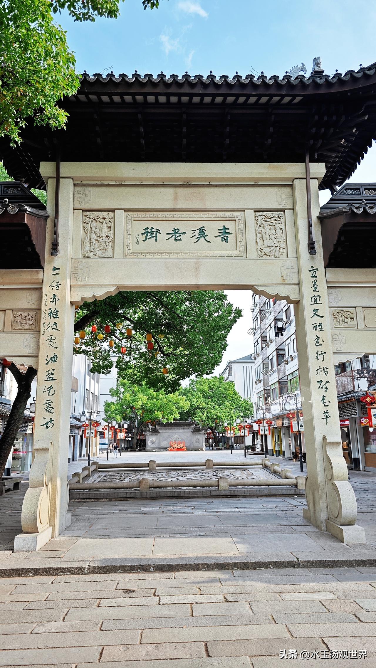 很多人来上海寻访江南水乡，第一反应只会想到朱家角，殊不知在奉贤的青村镇，藏着一处