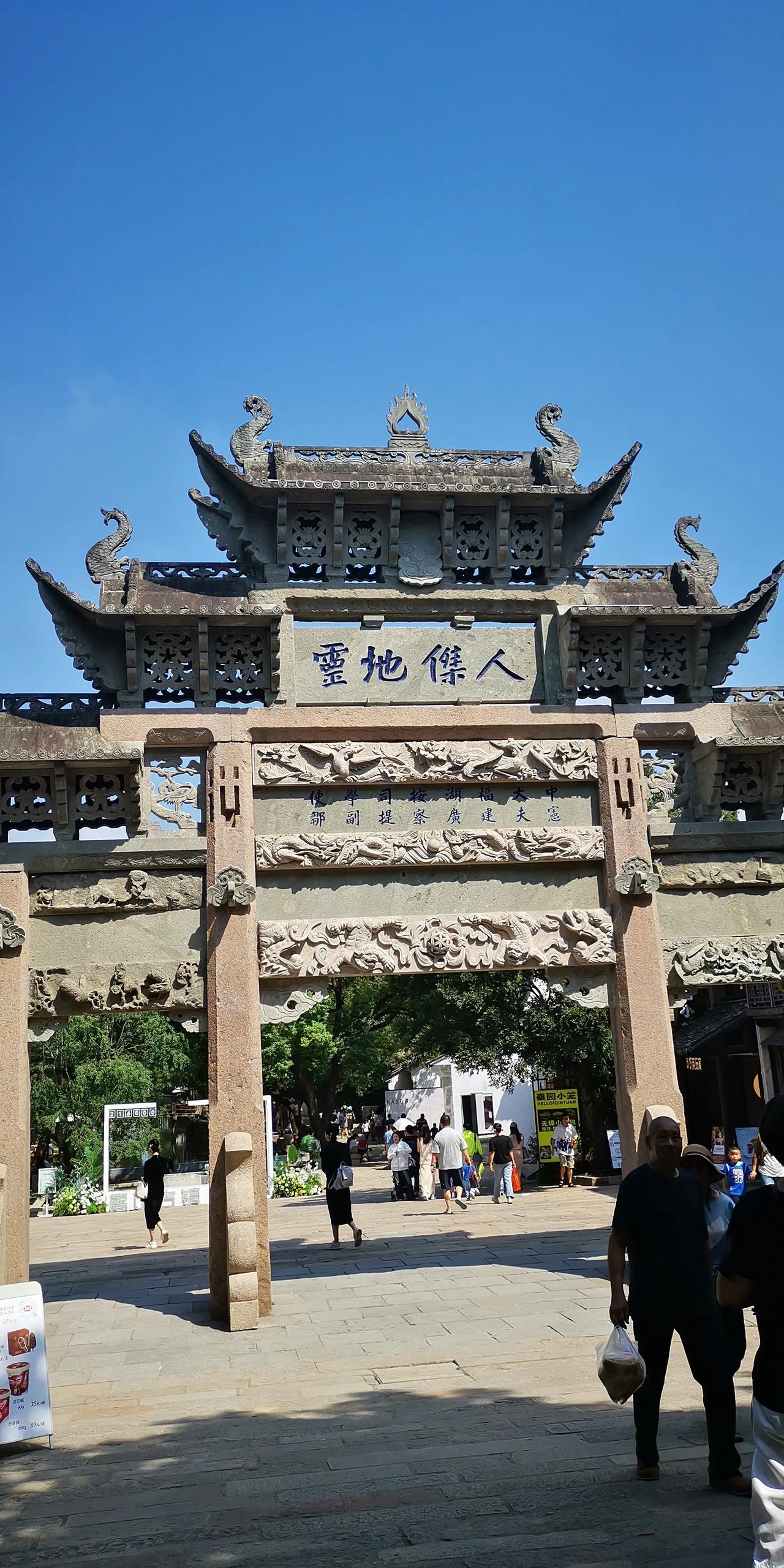 #分享你在古镇拍的照片#