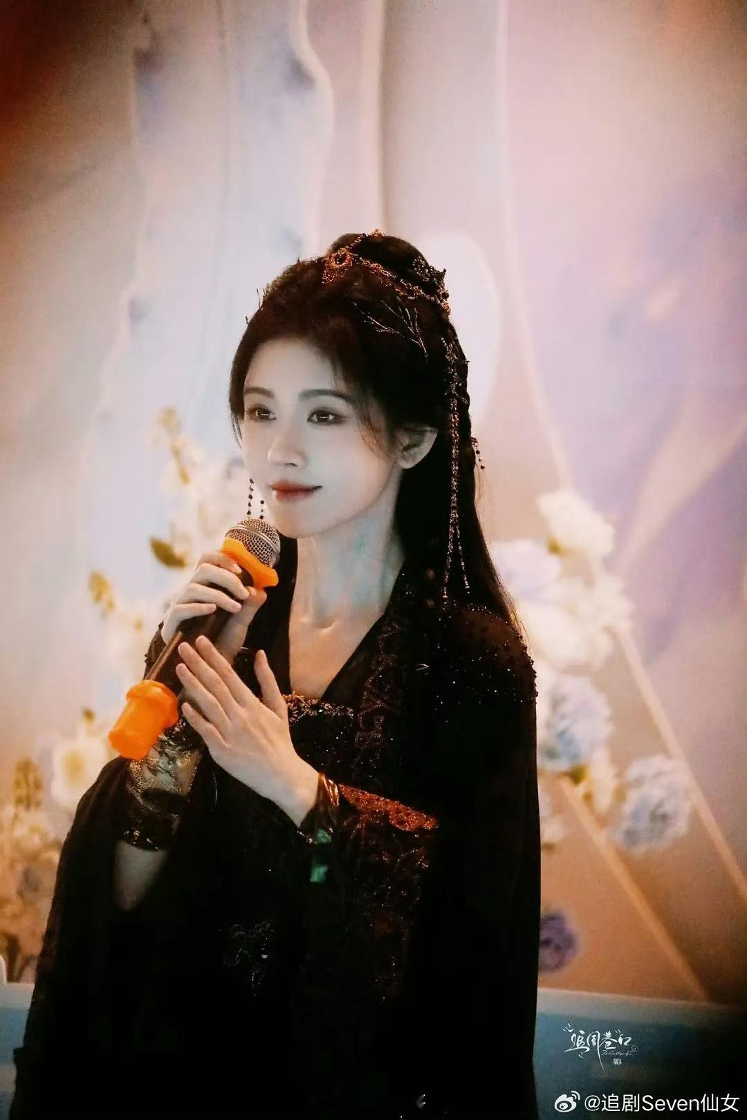 圈哥说圈内  郭敬明的新剧《月鳞绮纪》今日开拍，没想到从鞠婧祎一番，到鞠婧祎、曾