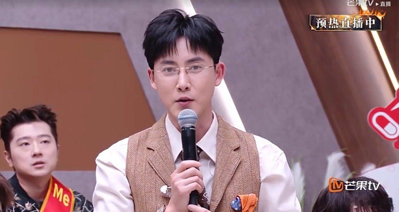 张睿问披哥能不能不淘汰张睿喊话披哥节目组 张睿问披哥能不能不淘汰，哇塞披荆斩棘直