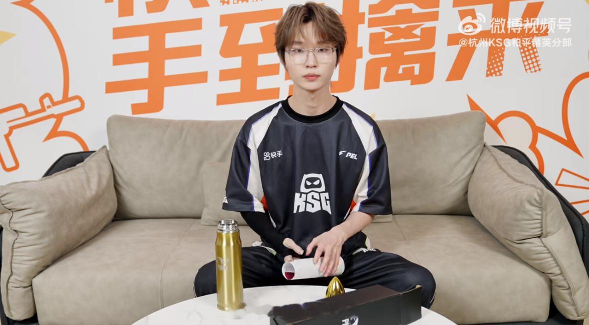 澳门邀请赛信物开箱！与PEL战队一起奔赴赛场，与世界一决高下澳门邀请赛信物开箱澳