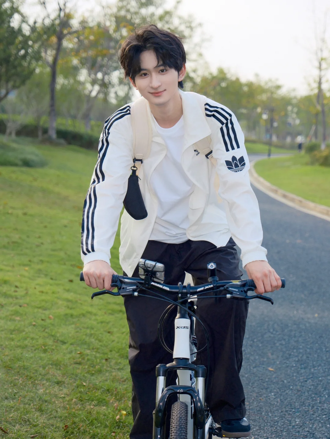 别宅在家里了！秋日骑行追风去🚴🏻