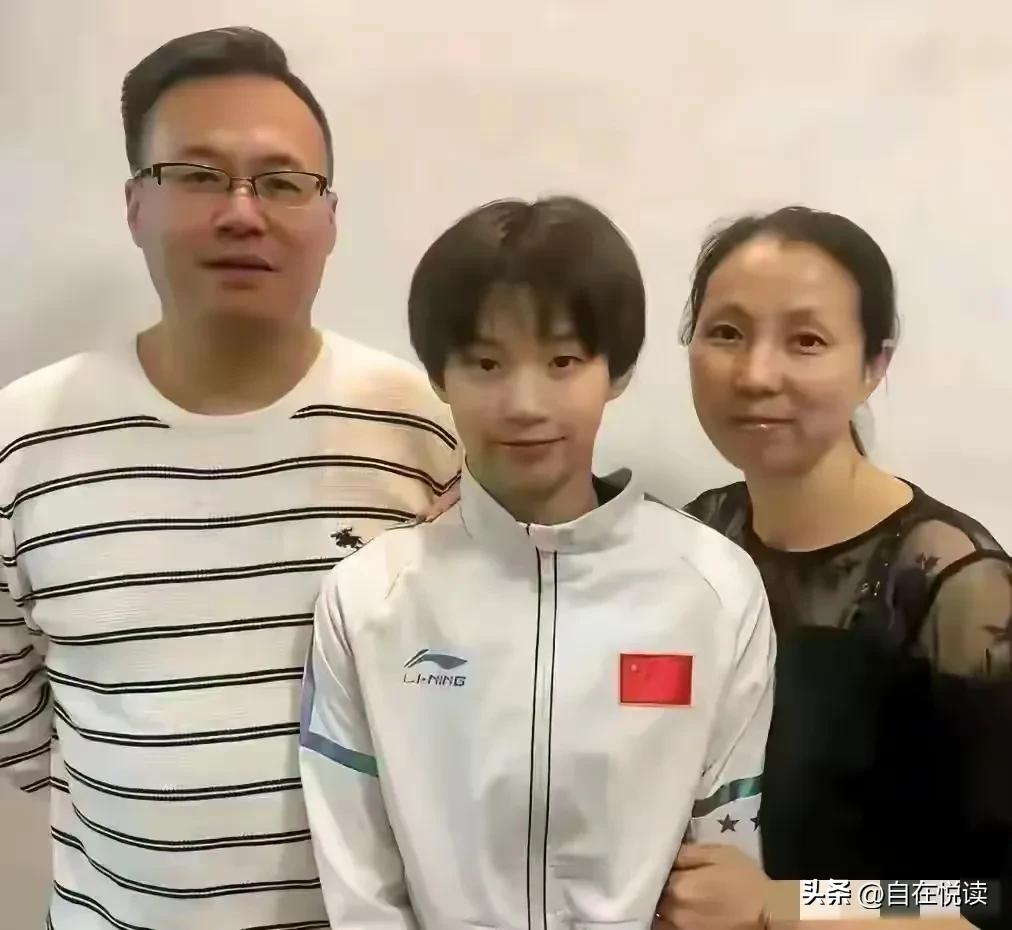 婵宝彻底红了
陈芋汐也被骂了

准确的说是陈妈被骂了

因为她言谈中厚此薄彼
相