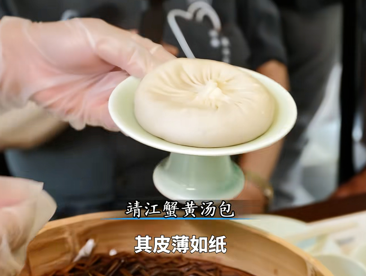 兴化的包子也很好吃 