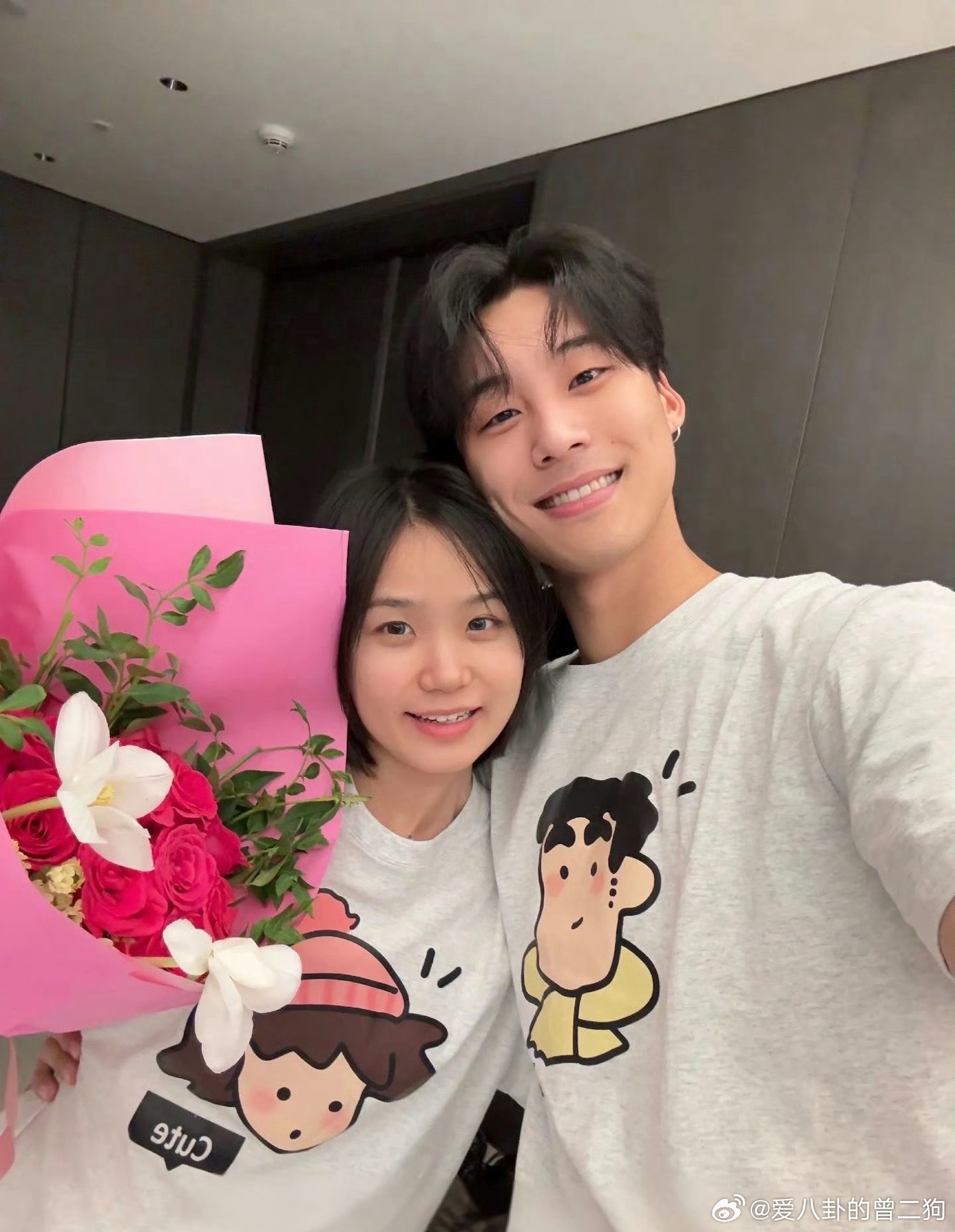 小袁回应说胡楚靓口臭男方说口臭是剧本，女方说漂流后没和好还是朋友… 只能说各自安