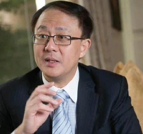 “我情愿在美国住下水道、捡垃圾度日，也绝不回到中国！”这句曾经刷屏全网的争议言论