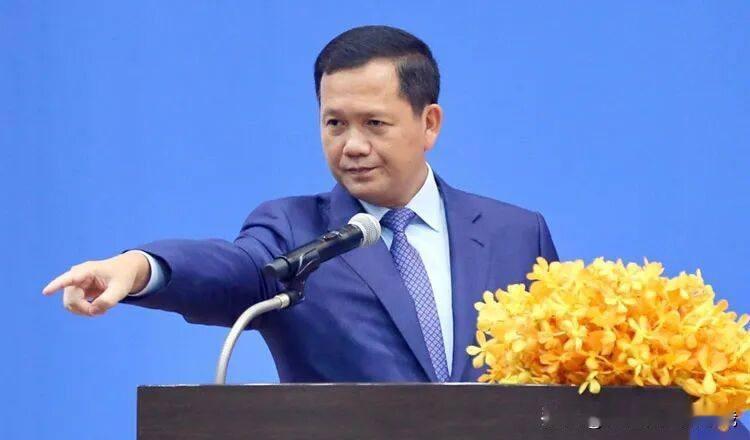 11月11日下午，柬泰边境突发“开火事件”，造成柬埔寨1名平民死亡、3名平民受伤